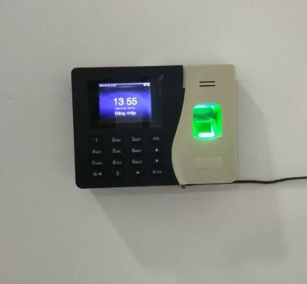 Máy chấm công vân tay RJ800